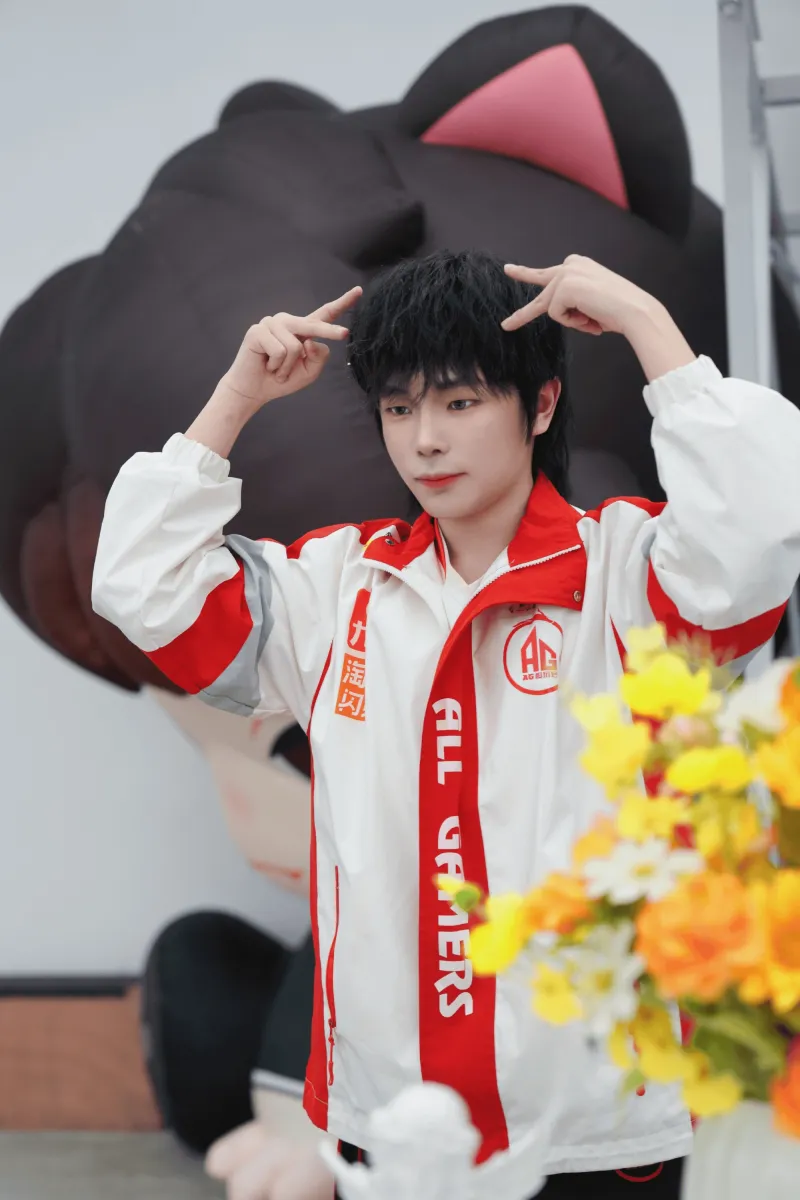 华体会官网-成都AG超玩会.钟意发文：我回来了