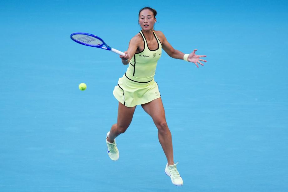 郑钦文0-2不敌萨巴伦卡 无缘WTA迈阿密站女单八强